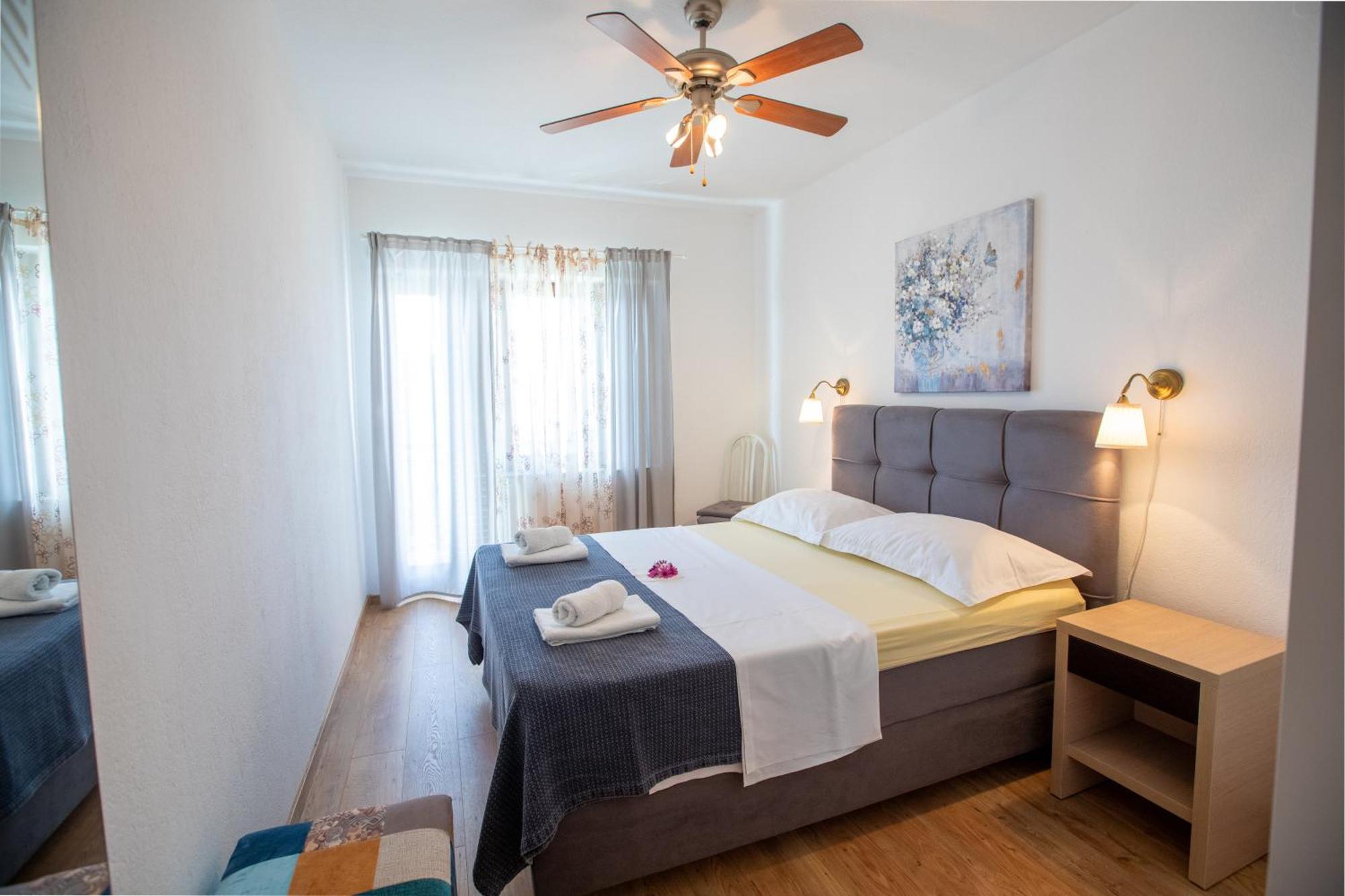 Apartment Gloria Подстрана Экстерьер фото