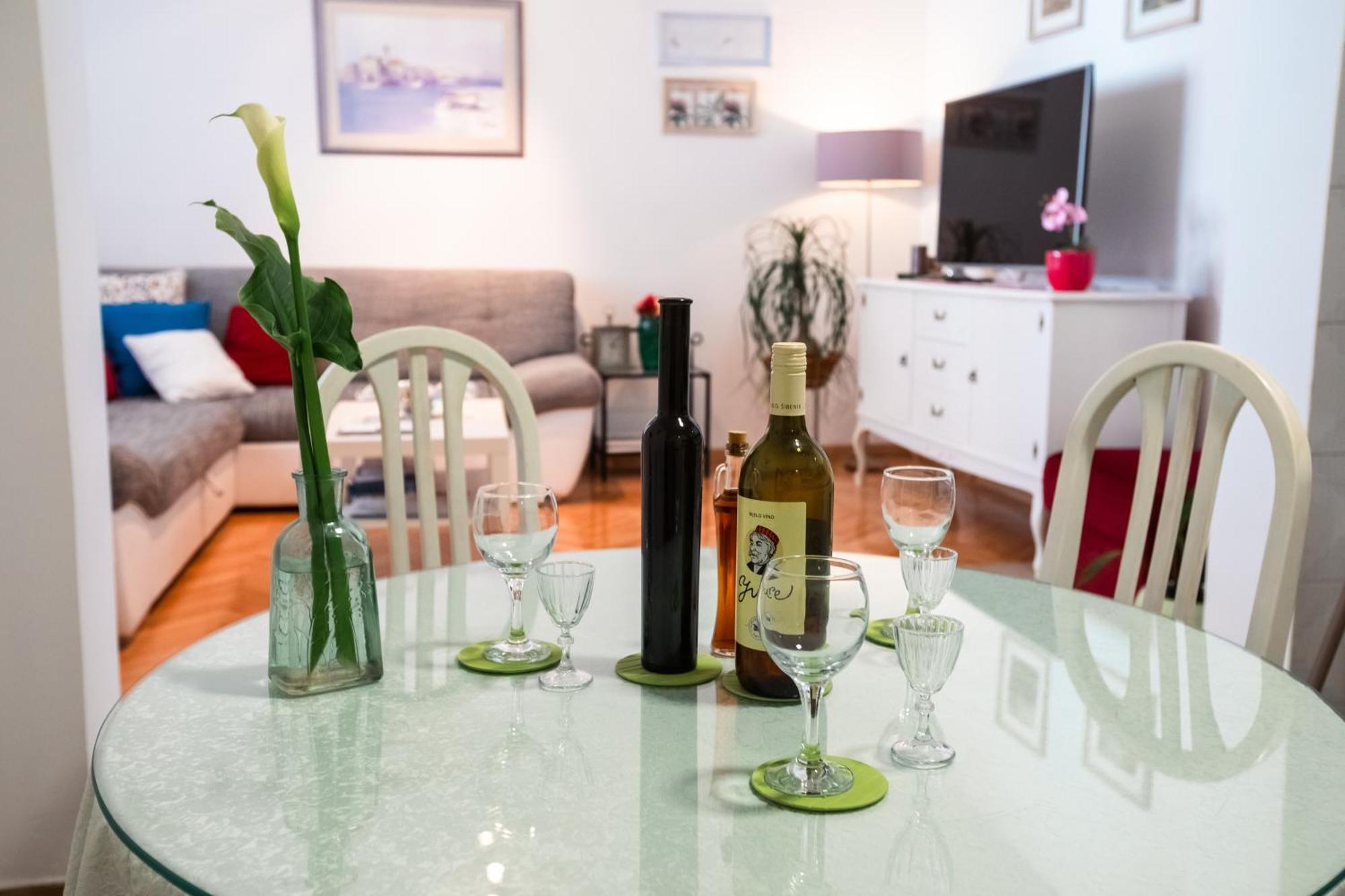 Apartment Gloria Подстрана Экстерьер фото